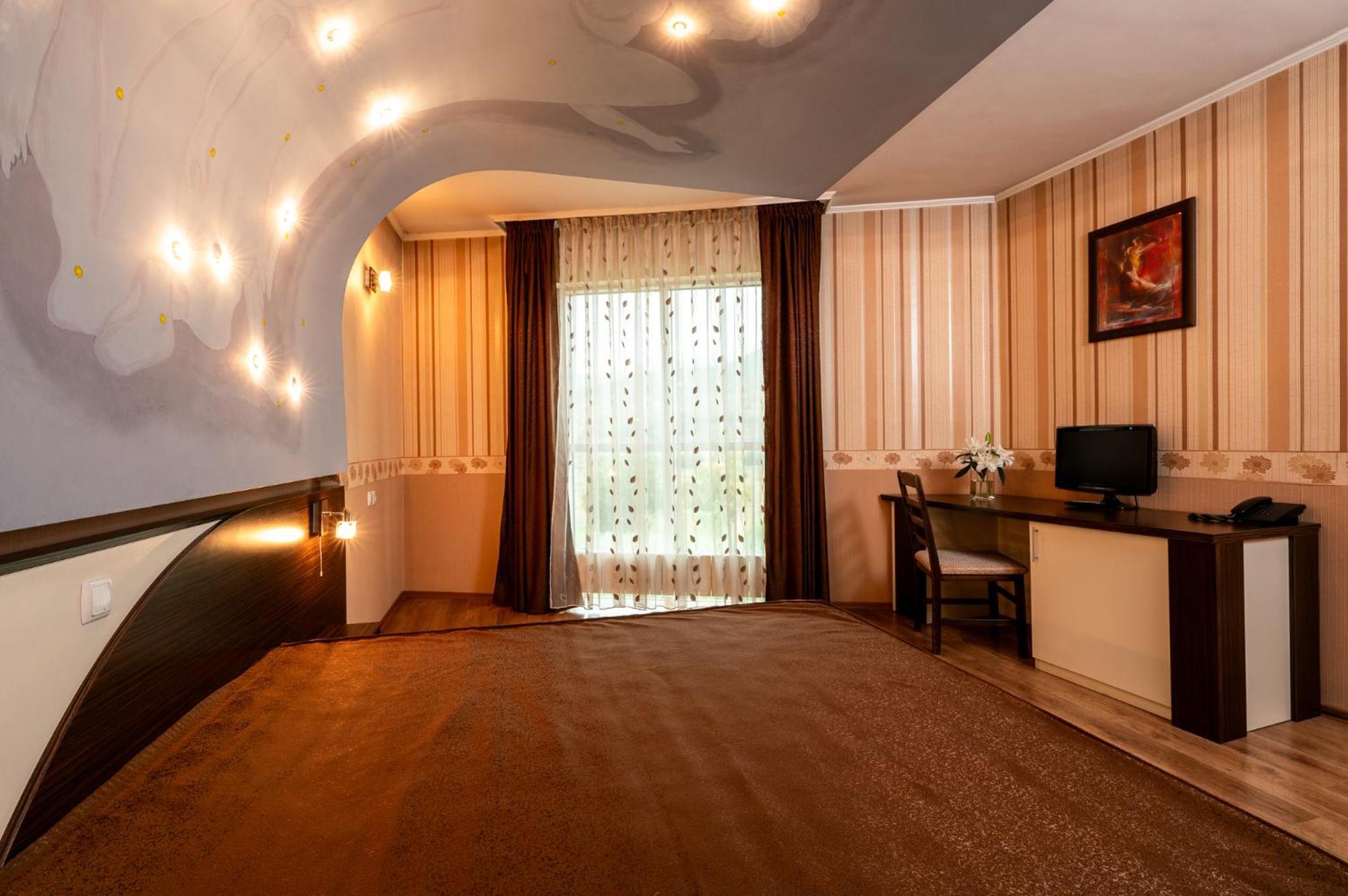 Spa Hotel Holiday Velingrad Exterior photo
