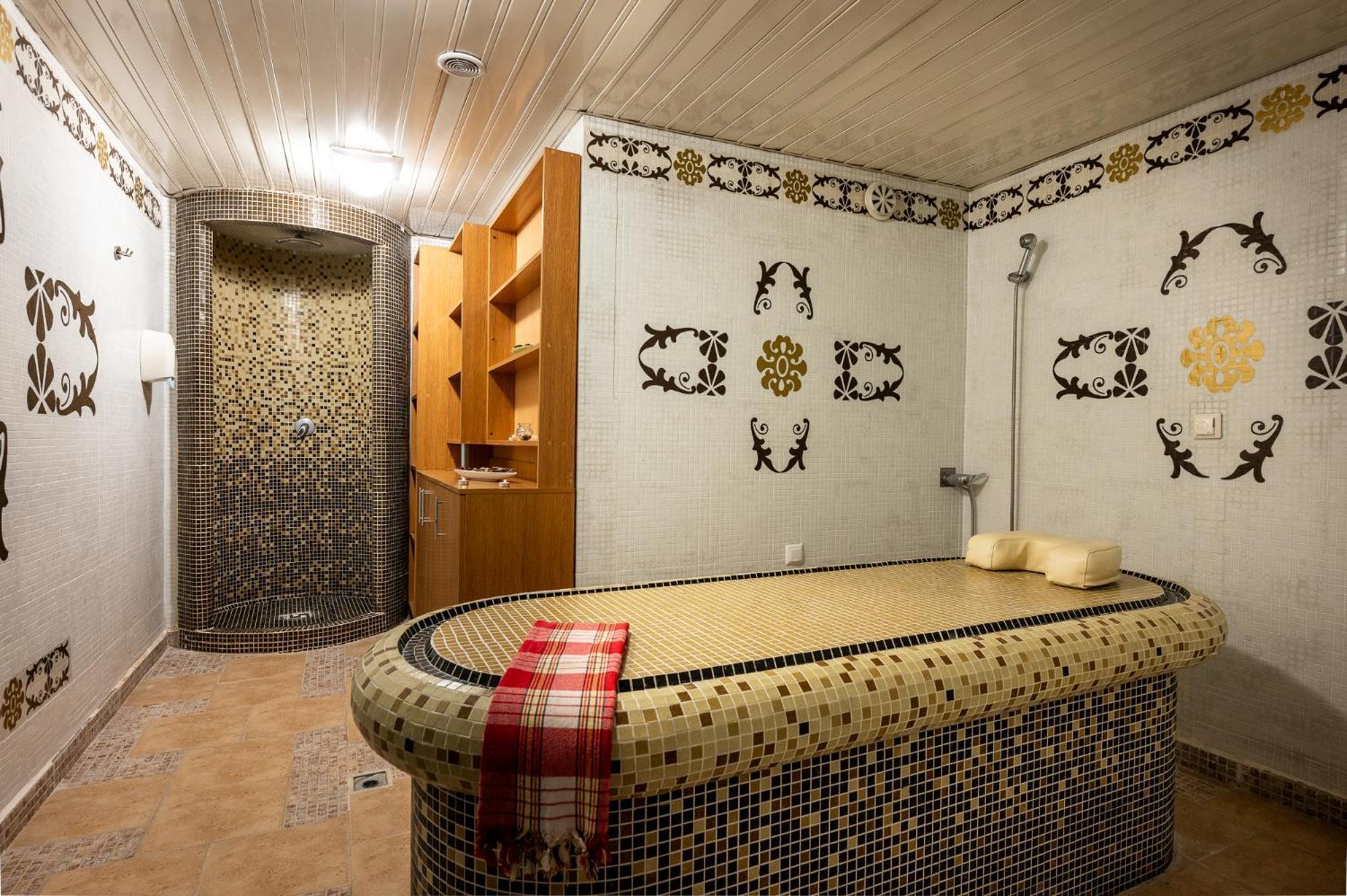 Spa Hotel Holiday Velingrad Exterior photo