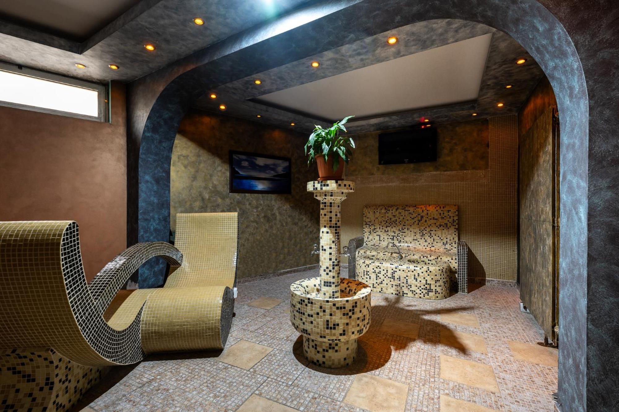 Spa Hotel Holiday Velingrad Exterior photo